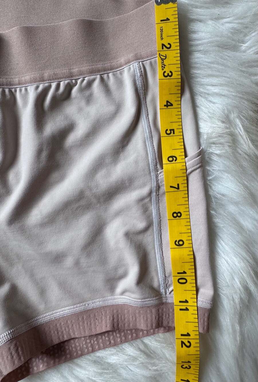 Lululemon Morning Match Short 3.5" Size 8 (RARE ITEM ESP IN THIS COLOR) - Picture 11 of 14